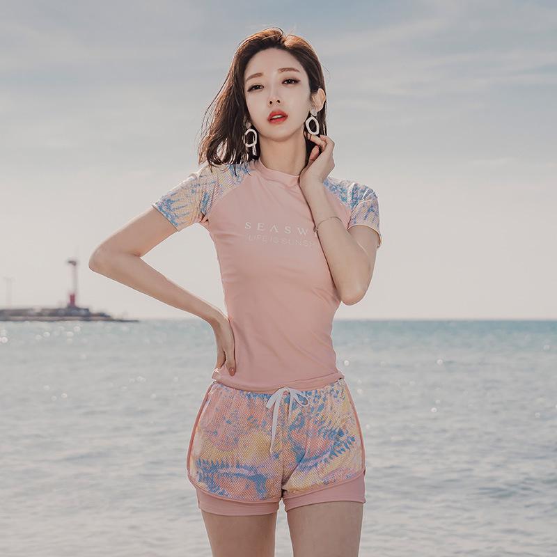 

Women s Korean Ins Two-Piece Sport Swimsuit with Short Sleeve Top, Sun Protection, Tummy Control, Slimming, Hot Spring Style, Conservative Design. 2XL