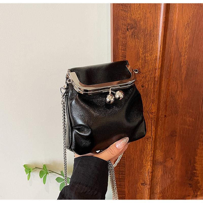 Advanced Texture Silver Crossbody Bag 2026 New Versatile Chain Shoulder Bag Mobile Phe Bag Fashiable Mini Women's Small Bag