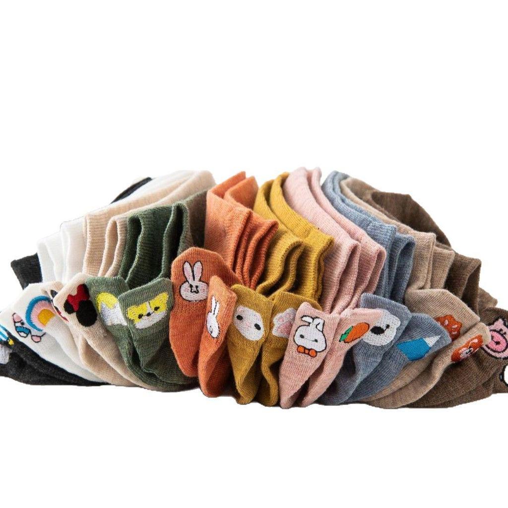 Women's Japanese Style Thin Cotton Embroidered Low Cut Socks - Breathable & Versatile for Spring & Summer.