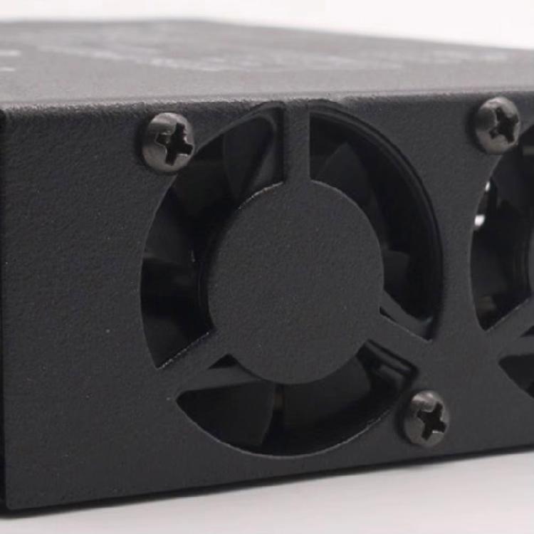 Mehrzweck-Auto-LKW-Netzteil 24V auf 12V, 720W-1200W Konverter Einfache Installation für elektronische Geräte im Automobil