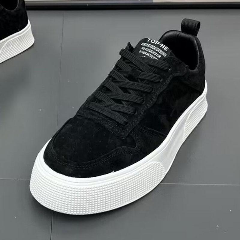 

Осенние замшевые повседневные кроссовки мужские на платформе для спорта на открытом воздухе нескользящие кроссовки для ходьбы и бега на плоской подошве со шнуровкой для скейтбординга 43 чёрный