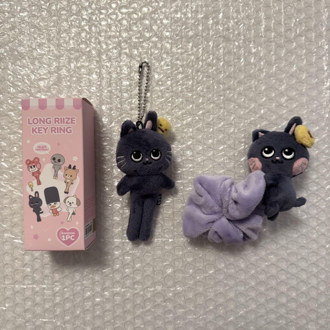 

[USED] RIIZE Won Bin Donyang Deok Key Ring Scrunchie