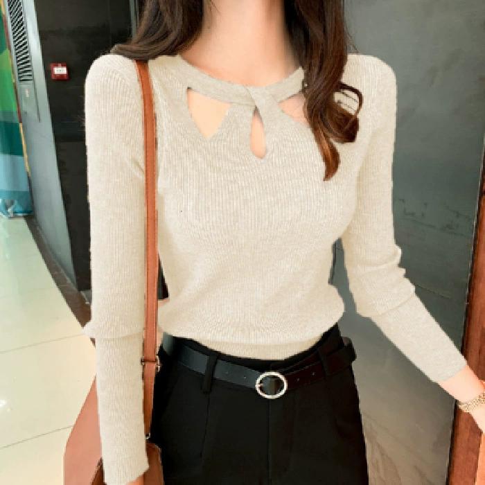 Autumn and Winter Small Sexy Front Chest Hollow Out Slim Fit Base Knitted Shirt for Women, Long Sleeved Temperament Top, Women's Fashion