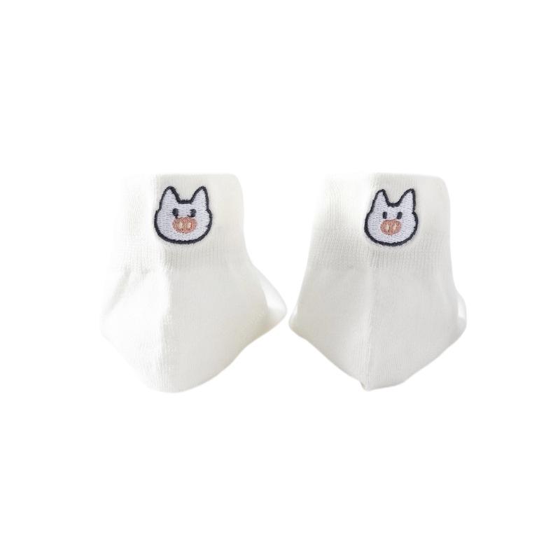 Ladies Spring and Summer Style Cotton Deodorizing Sweaty Cartoon Embroidery Cute White Socks