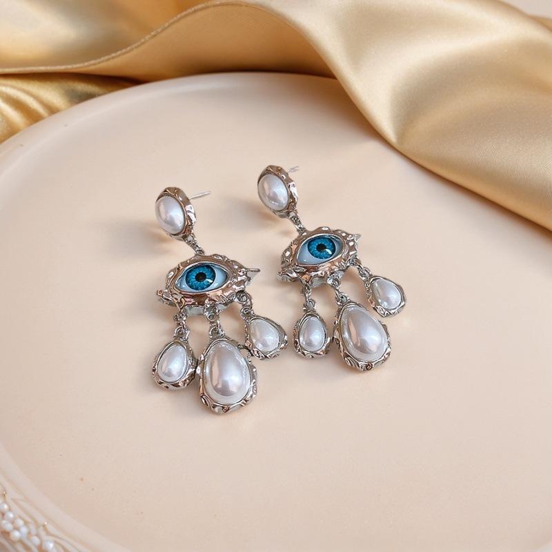 Retro Exaggerated Large Eyes Earrings For Women Vintage Water Droplet Pearl Tassels Luxuxry Earrings Office Banquet Jewelry Gift