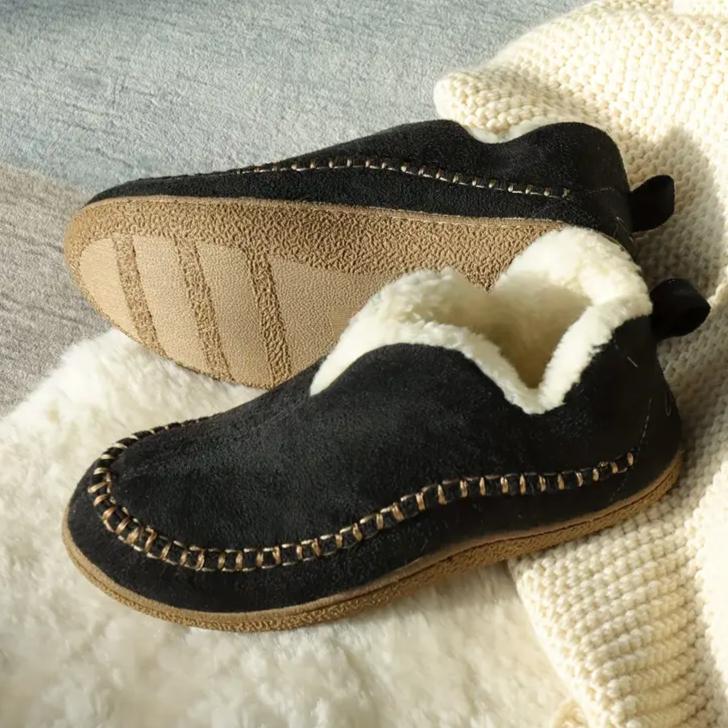 2024 Winter Neue Damen Warme Baumwollschuhe Große Flache Einfarbige Dicke Samt Warme Damenstiefel