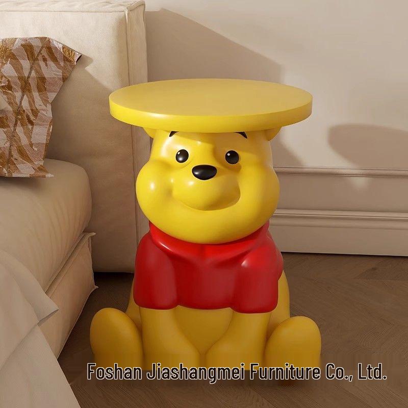 Ornamento de Chão Amarelo do Ursinho Pooh Desenho Animado e Mesa de Cabeceira com Armazenamento