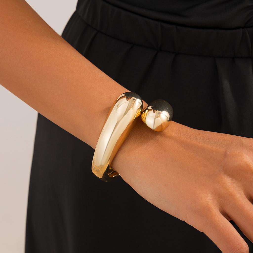 Exaggerated Vintage Geometric Irregular Cuff Wide Bangles For Women Punk Gold copper Color Spring Bracelet Jewelry Gifts
