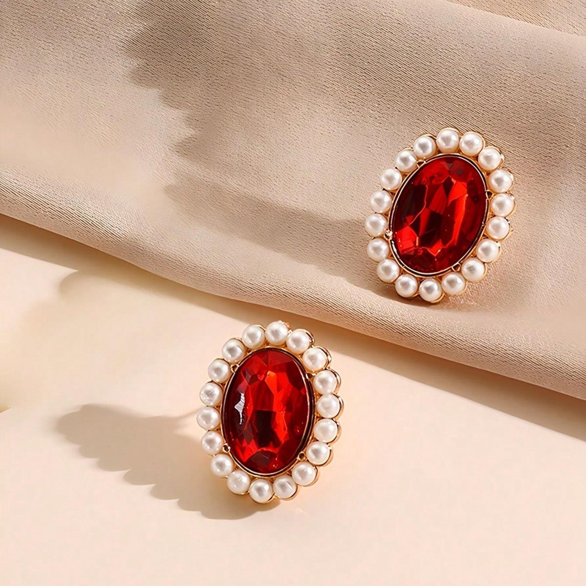 

Ювелирные изделия Искусственный жемчуг Бриллиантовое ожерелье Темперамент Дизайн Sense Овальное Акриловое Ключица Цепочка Ожерелье Женщины