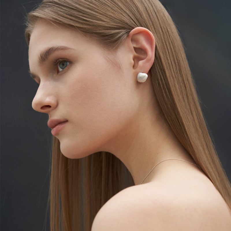 Cotoit Simple Line Necklace