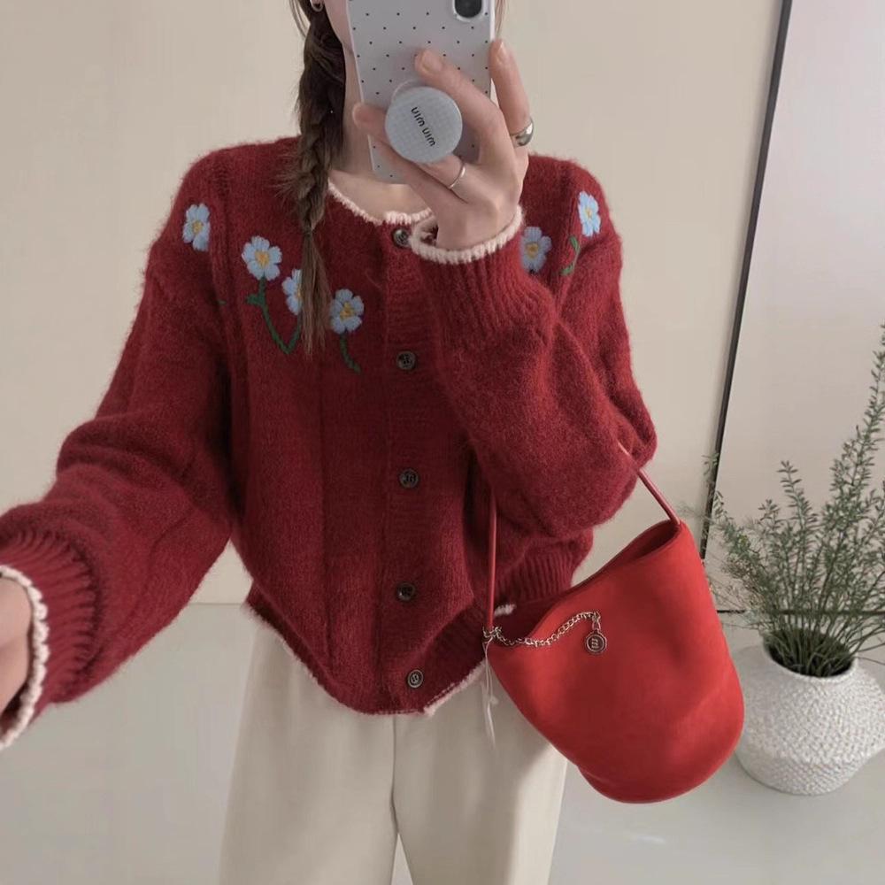 Women's Floral Embroidered Round-Neck Sweater Cardigan - Autumn 2025 Collection