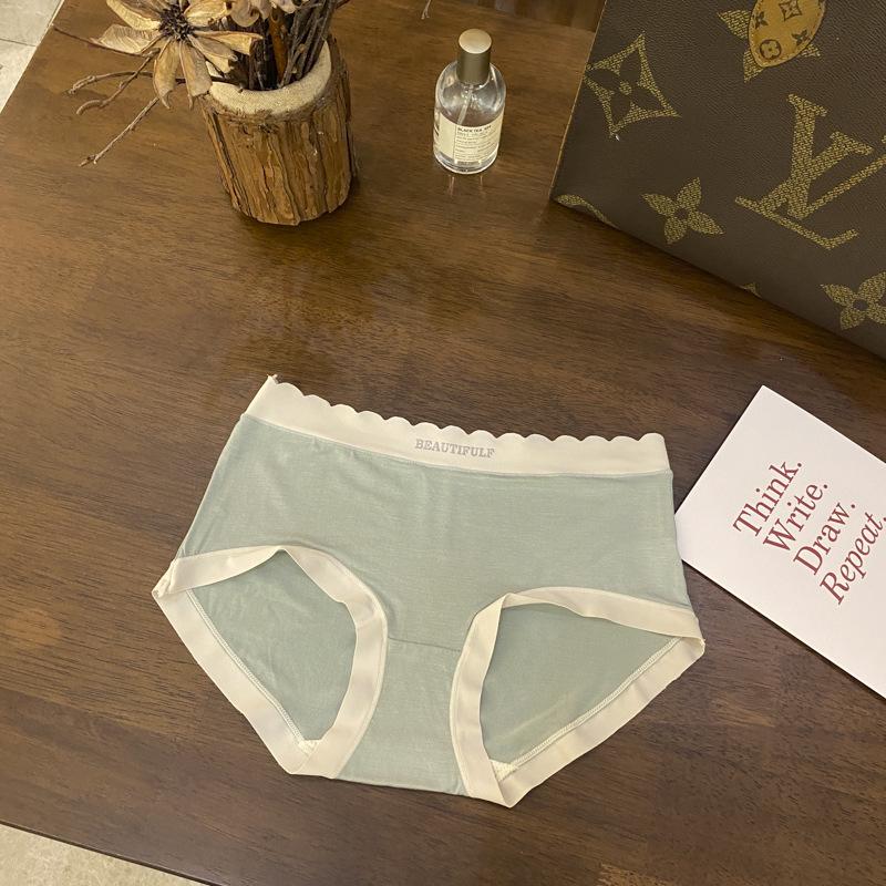 Women's Mid-Waist Seamless Cotton Underwear - Antibacterial, Breathable, Color-Block Triangle Briefs