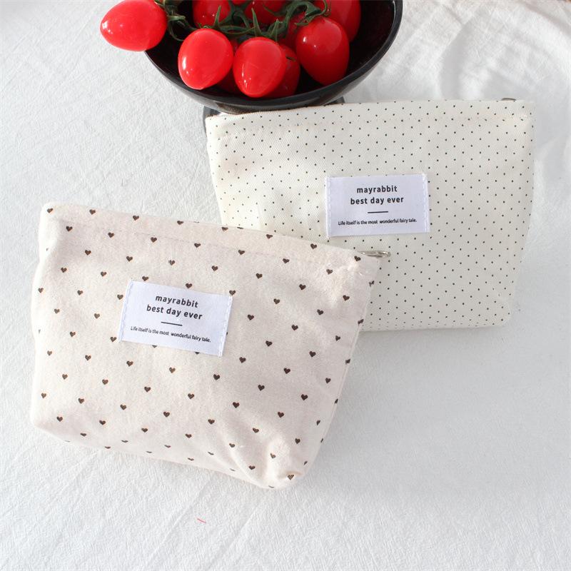 Korean Ins Dot Love Lipstick Makeup Bag Female Clutch Bag Small Cosmetics Bags Inner Bags Travel Organizer Bags Toiletries Bag