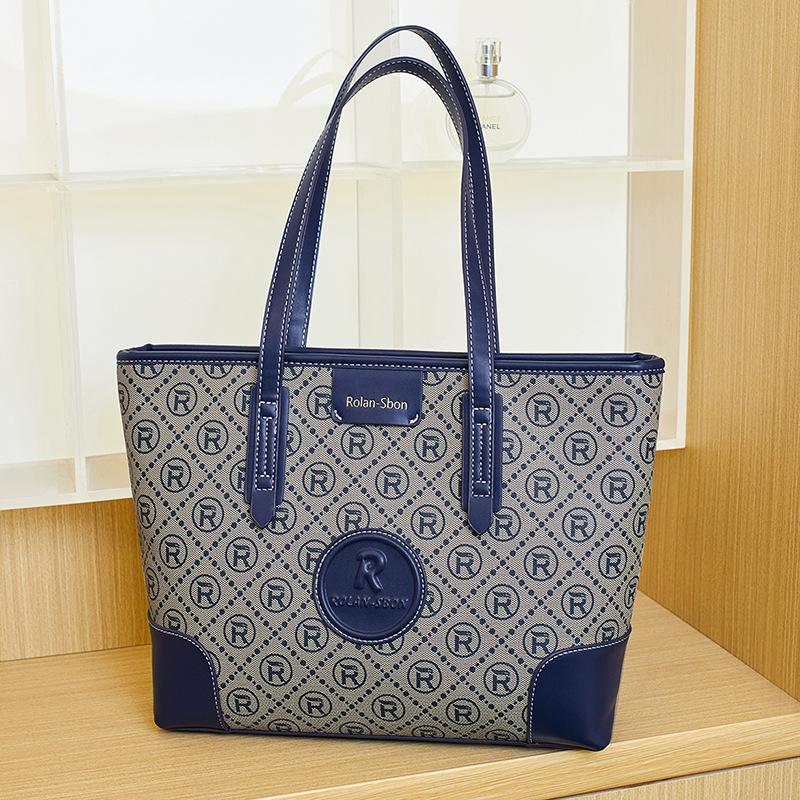 

New European and American Spring and Summer Versatile Large-capacity Printed Women s Bag One Shoulder Armpit Tote Bag Handbag Commuter Bag Retro