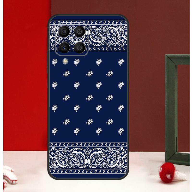 

Черный чехол-бандана с узором пейсли для Samsung Galaxy M54 M34 M14 M35 M56 M12 M06 M32 M52 M55 M15 M11 M13 M16 M36 M31 M53 Samsung M23