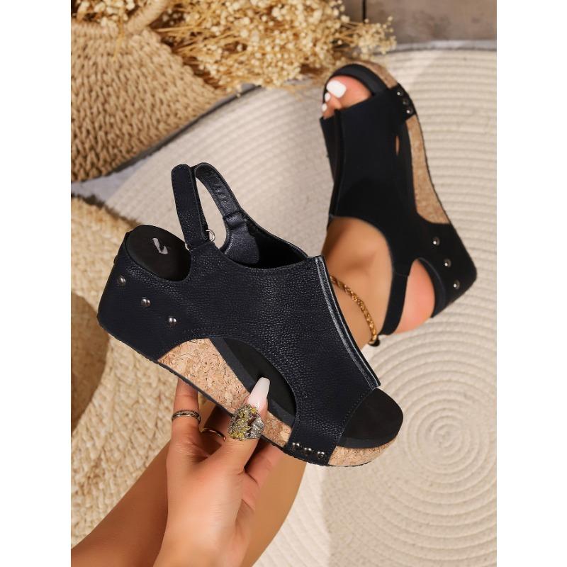 Women's Direct Supply Foreign Trade Large Size New Women's Wedge Heel Fish Mouth Platform Rivet Sandals