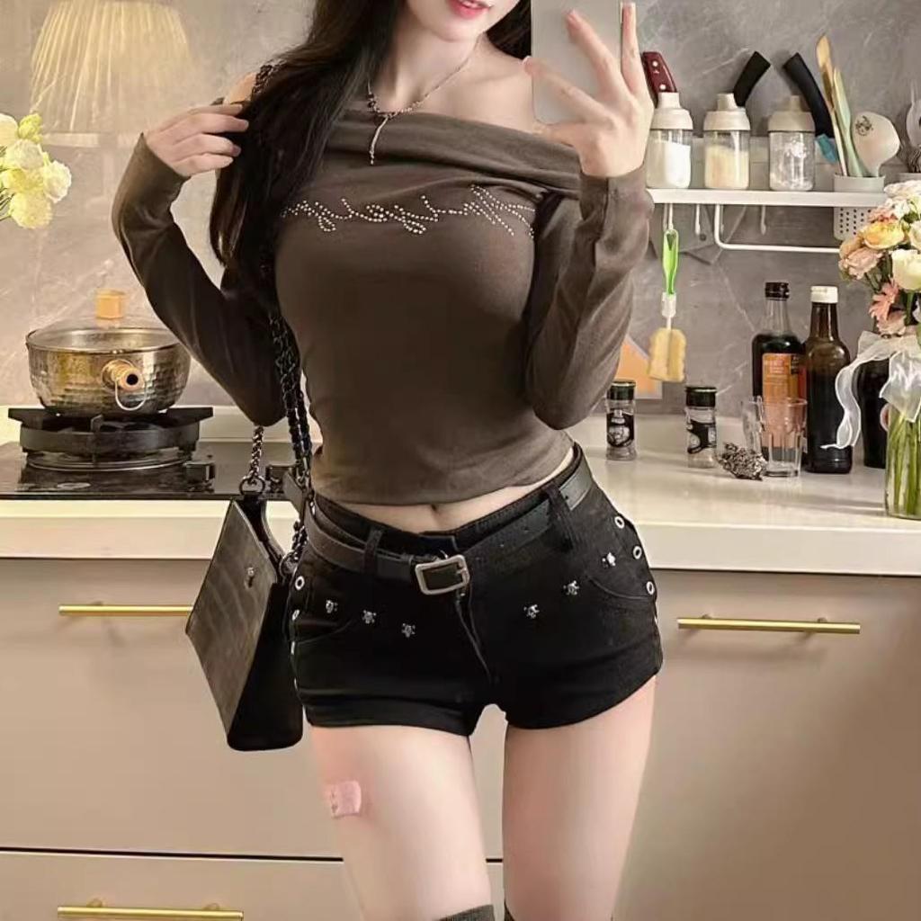 Y2K Retro Low-Waist Rivet Denim Shorts