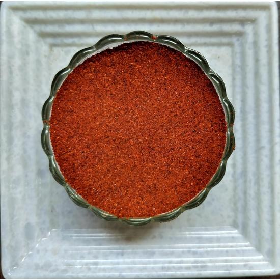 NAIRUTI VYUTPADAN | Deluxe Red Chilli Powder with Natural Oil 1 Kg | Premium Blend of Tikha | Balanced Heat Rich Color and Authentic Flavor