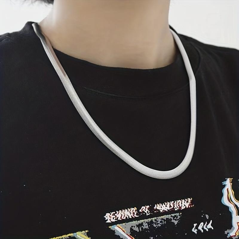 

1pc Exquisite Snake Bone Chain Fashion Necklace For Men Women, Everyday Accessories, Thanksgiving Gifts 16inch