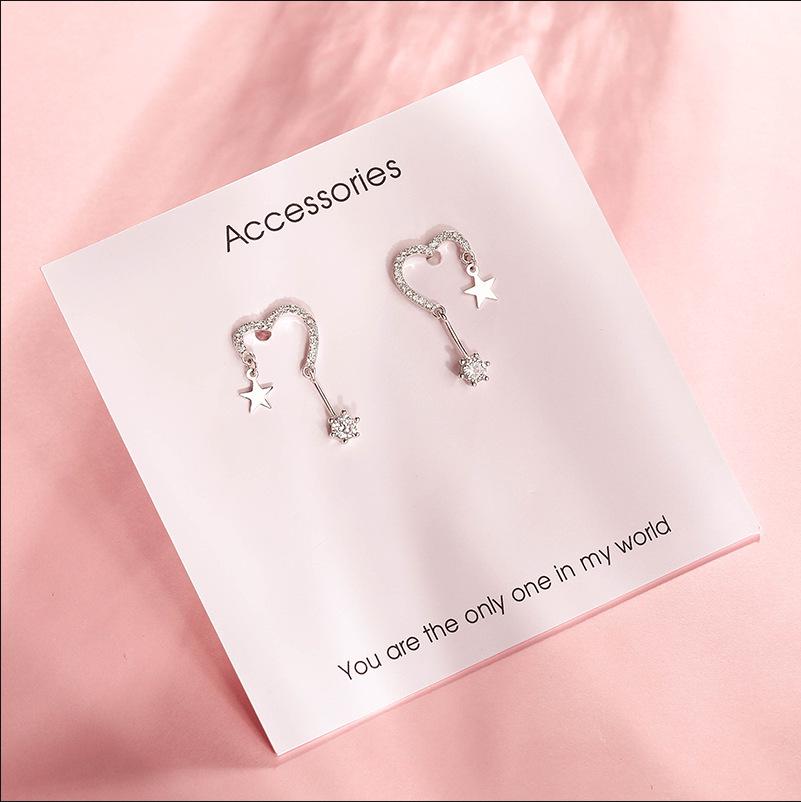 

Korean Style Fashion Sparkling Heart & Star Stud Earrings: Women s Simple, Chic Design with a Touch of Personality
