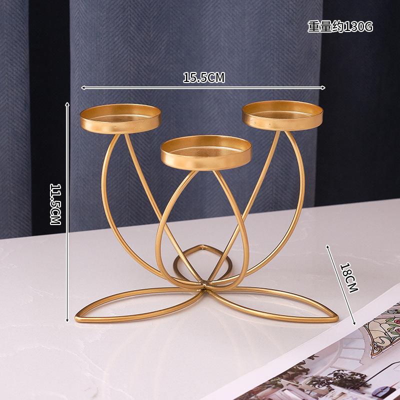 

Романтический подсвечник из железа в стиле ретро, настольное украшение, реквизит для ужина при свечах, металл size as shown