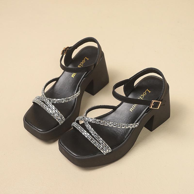 Small Slippers Women's Summer Outer Wear 2025 New Thick Heel High Sense French Beautiful Heightening Platform High Heel Sandals