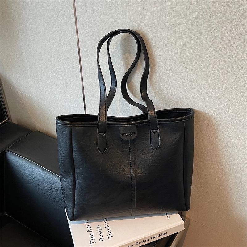 Trendy Women's Cross-Border Large Capacity Shoulder Tote Bag – Versatile Niche Design for Commuters