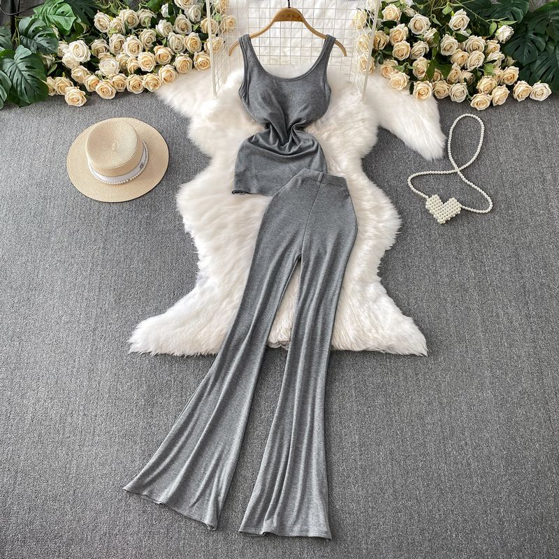

Gyaru Style Sleeveless Cami with Chest Padding Design Sense Pleat Waist Hugging Top + High Waist Slimming Trumpet pants Two-piece Set Gray One size