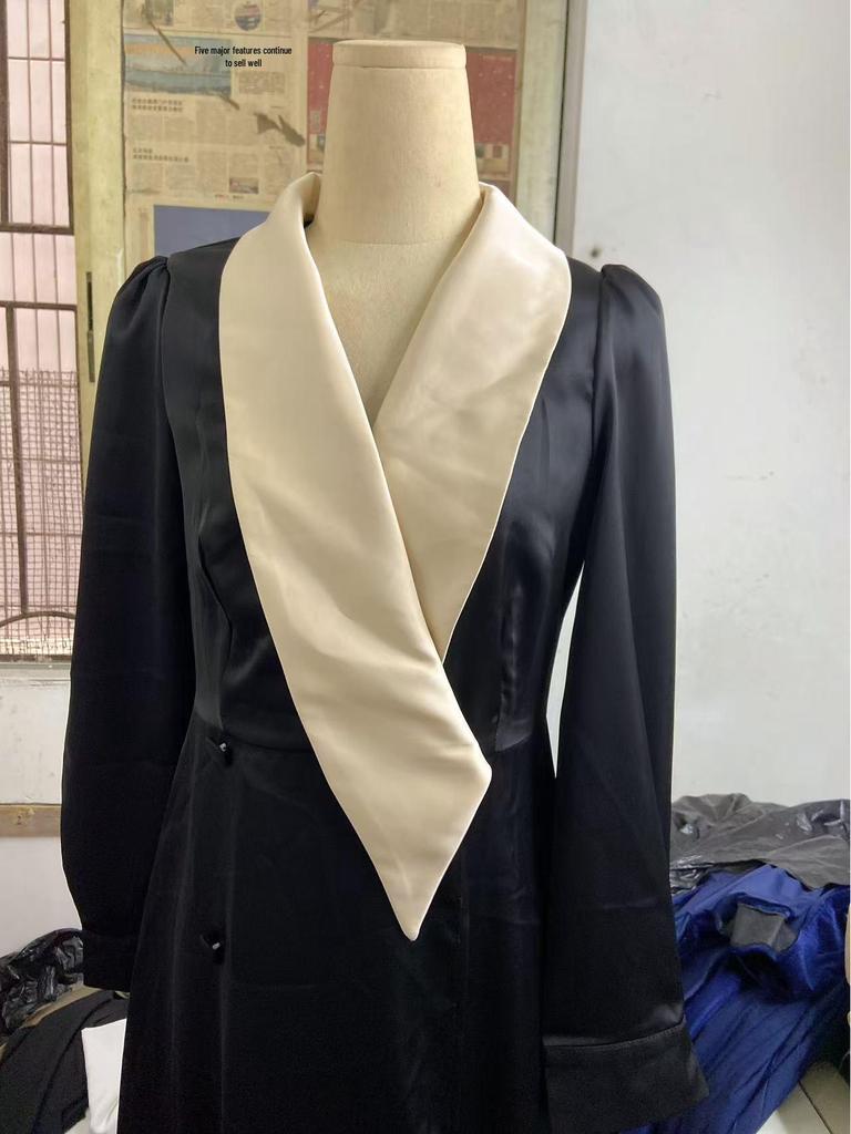 Elegant French Autumn/Winter 2024 Plus Size Slimming Long Dress for Women