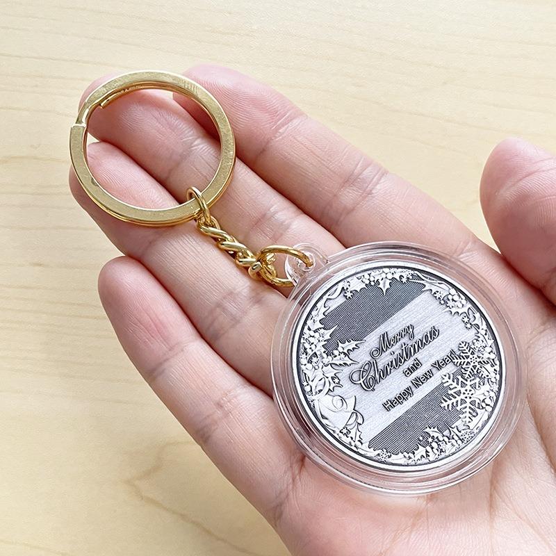 Christmas backpack decoration, commemorative coins, antique silver coins, Santa Claus, Christmas Eve, gifts, gold coins, silver coins, keychains