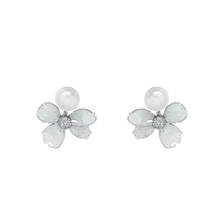 Elegante Eisblau-Kristall-Blumenstecker mit Süßwasserperle für Damen