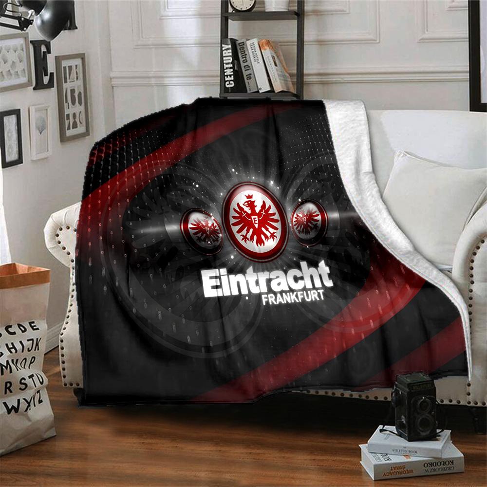 Flaming Heart Frankfurt Emblem Flannel Blanket, Soft Polyester, Modern Design, All-Season for Camping, Travel, Gifts for holidays or birthdays