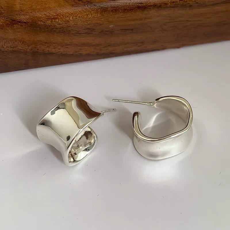 ANENJERY Metal Glossy Chunky Earrings for Women Fashion Geometric Golden Silver Color Earrings Jewelry Brincos