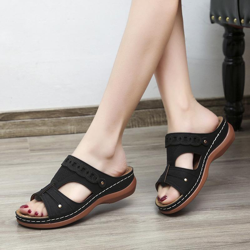 

Foreign trade large size sandals women 2025 summer new European and American casual cool slippers women wear thick bottom slope heel sandals women 35 чёрный