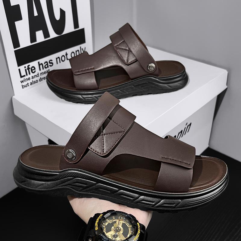 Sandals Men's 2025 New Summer Sports and Leisure Outer Wear, Light Driving and Stepping On Shit, Men's Dual-purpose Beach Sandals