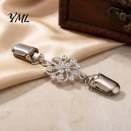 Gold Silver Cardigan Holders 4Pcs Vintage Sweater Clips for Women Girls, Retro Floral Clips, Elegant Scarf Clasps Clothing Decoration Shawl