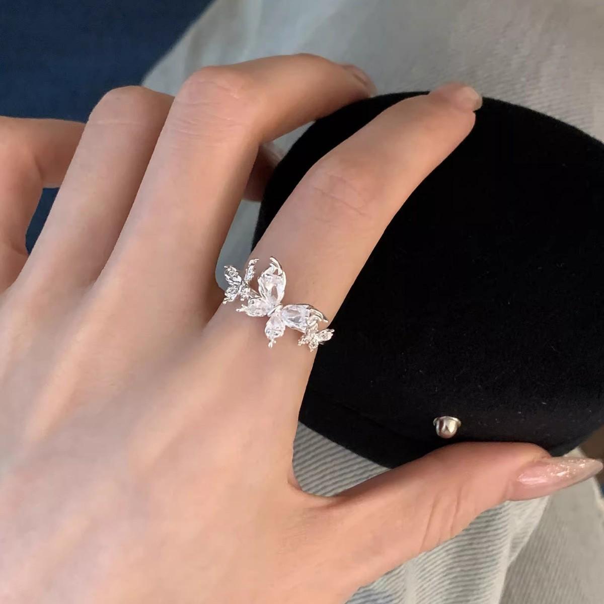 

Light Luxury Niche Rhinestone Butterfly Rings for Women Girls Gentle Temperament Silver Color Open Rings Birthday Jewelry Gifts