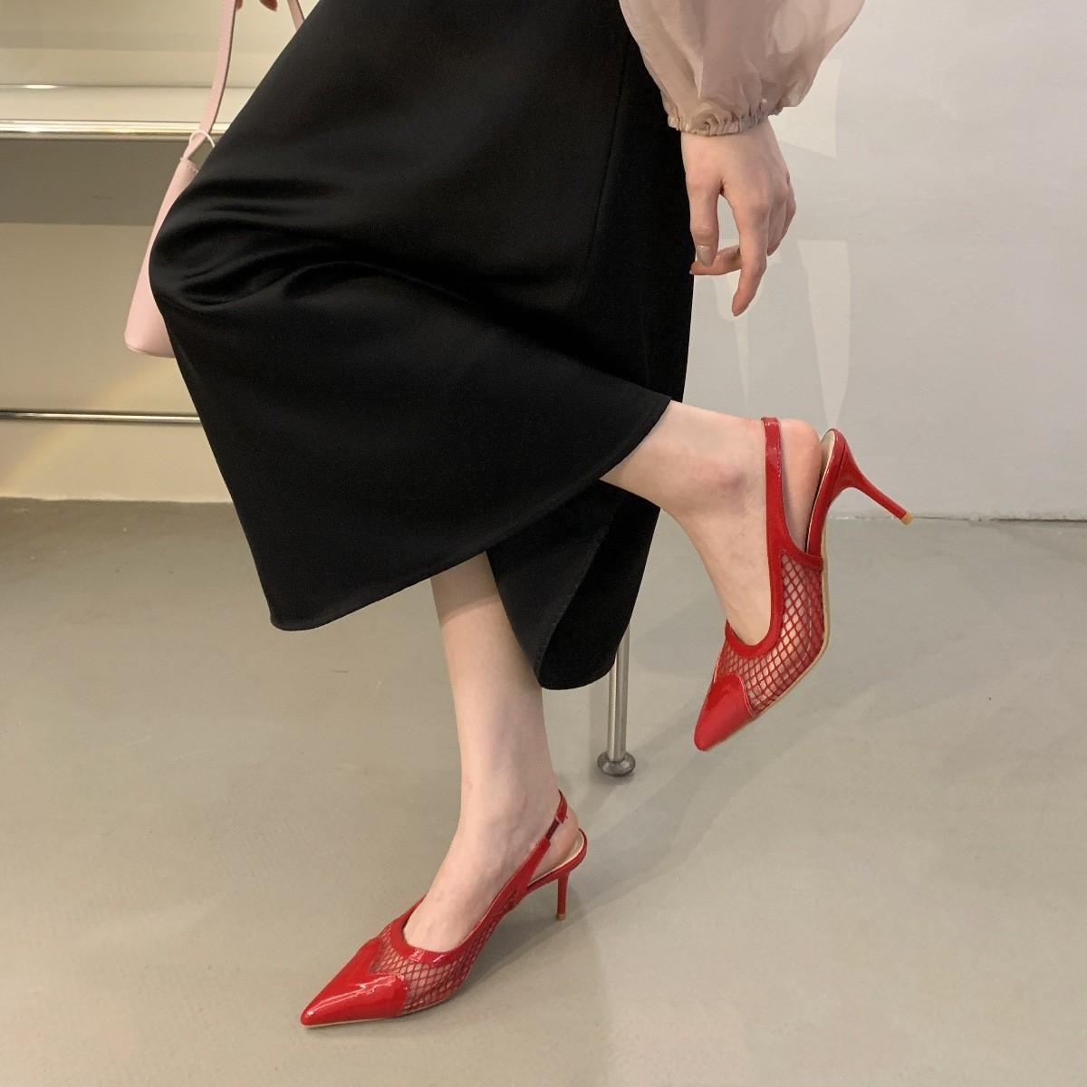 

Recommended pointed mesh stitching patent leather high-heeled bag head sandals women s thin heel back strap shoes 42 чорний