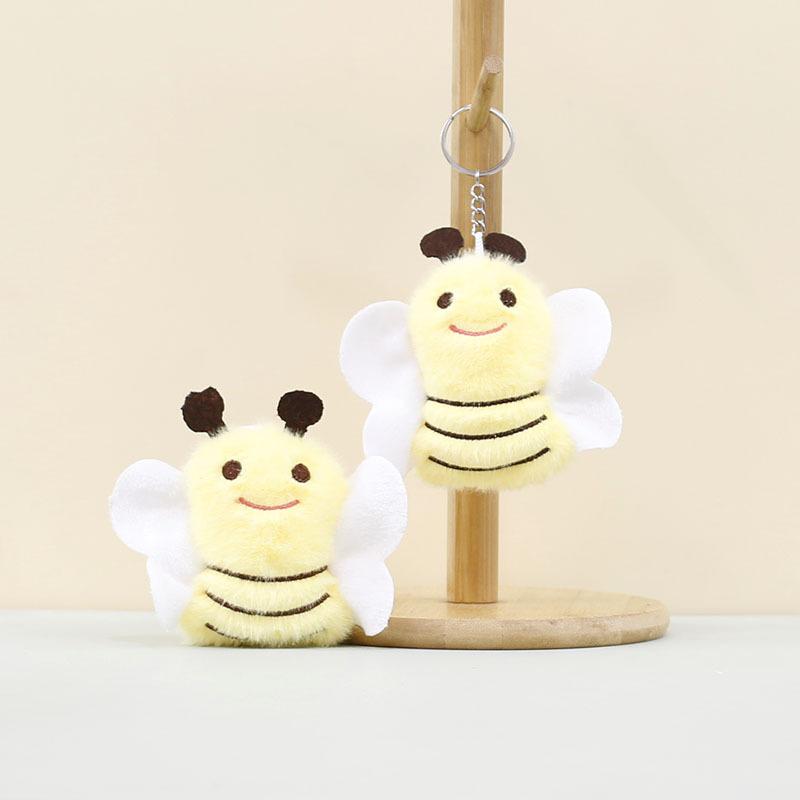 Bee Whimsical Cartoon Plush Keychain Accessory Cute And Adorable Doll For Backpacks And Keys