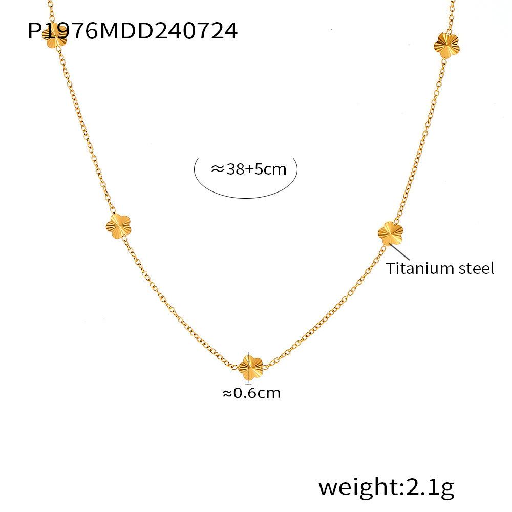Personality Simple Stainless Steel Gold Color Five-petal Flowers Necklace for Women Trend Temperament Does Not Fade Jewelry Gift