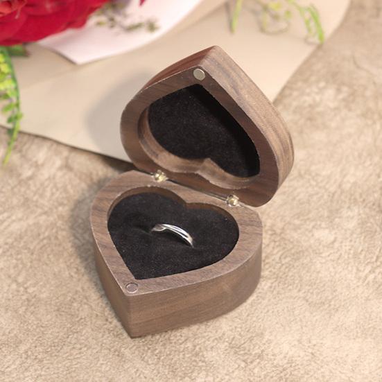 Jewelry Box Heart-Shaped Walnut Wood Ring Storage Box with Velvet Padding Smooth Polished Surface Weddings Proposals Ring Case