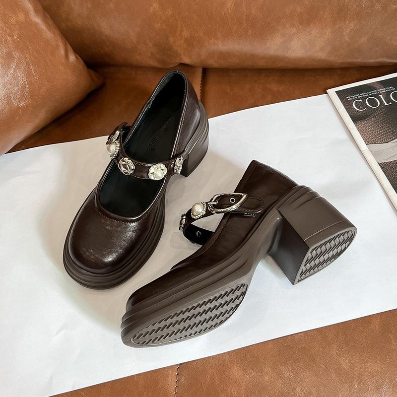 

Inner height increase small leather shoes retro college style new thick sole thick heel flower word with Mary Jane single shoes women 39 коричневый