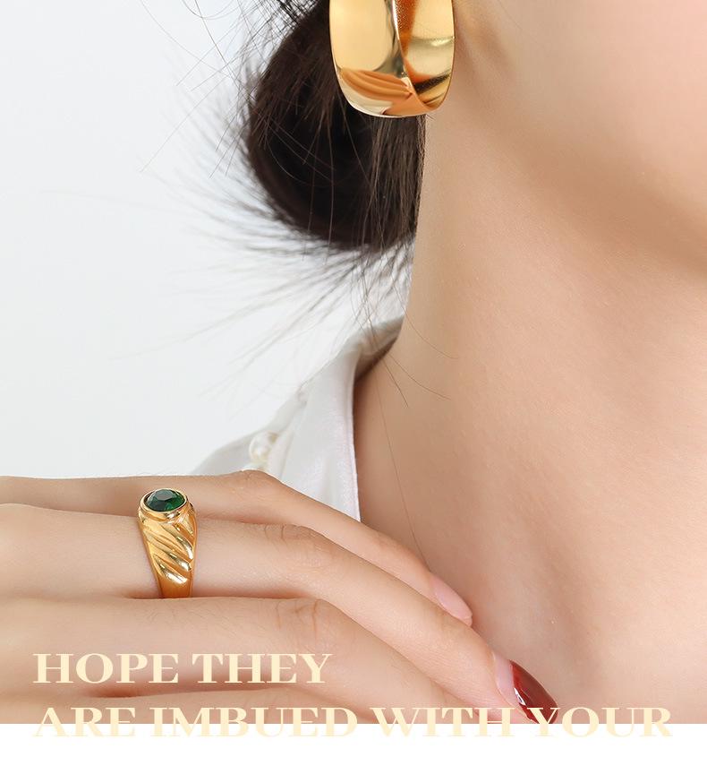 European-American Vintage Asymmetrical Round Titanium Steel Earrings for Women