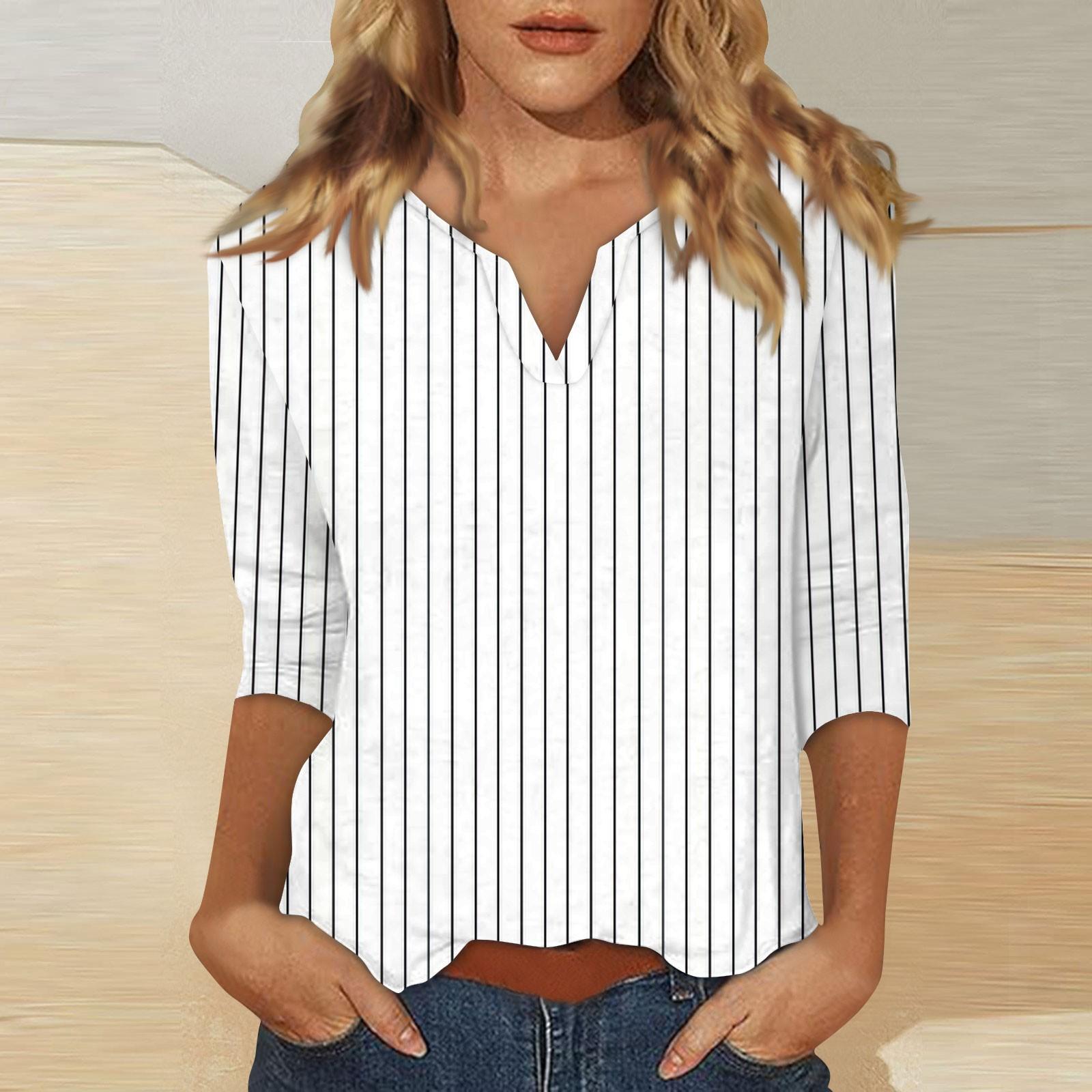 

Женская футболка с воротником-стойкой и рукавами 3/4 с принтом XL белый