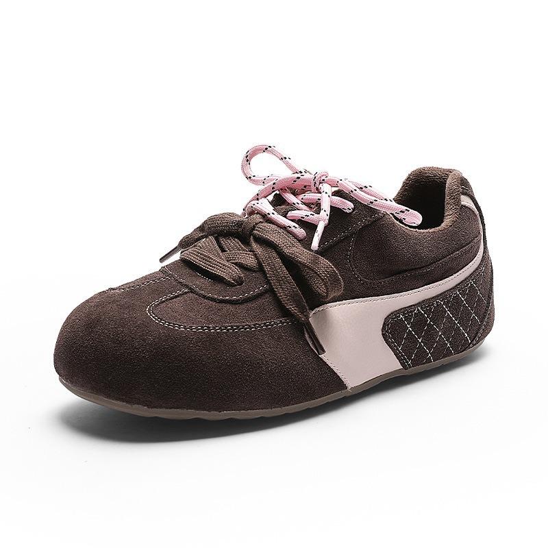 

Retro color matching women s spring models breathable flat bottom non-slip leather comfortable casual sports shoes 40