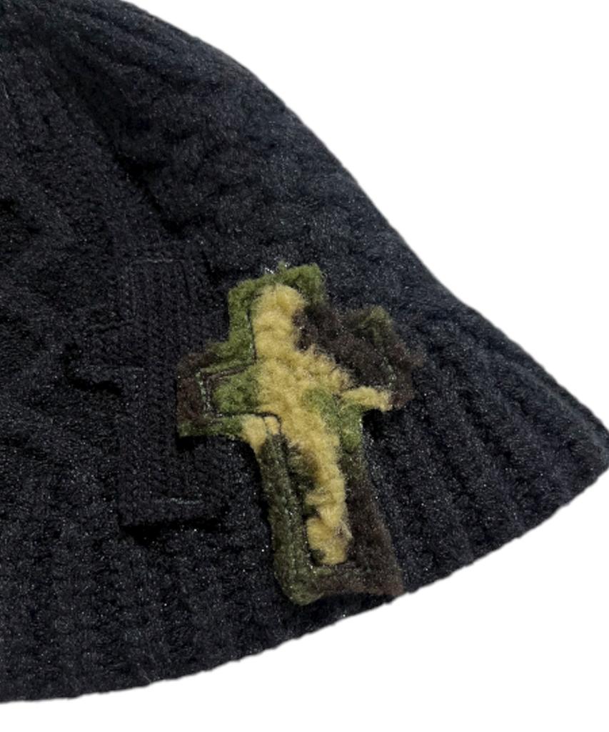 SK8ER ROCK Cable Knit Cross Bucket Hat ((Black))
