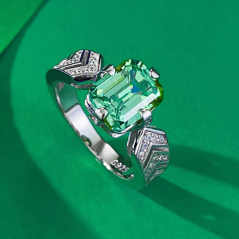 Xiancan Jewelry European and American Style Silver Ring with 7x9mm Green Tourmaline