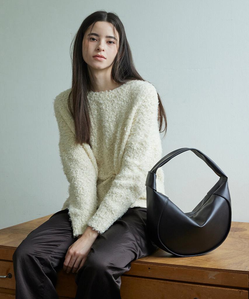 Haveawhale Fortune Hobo Bag (Br)
