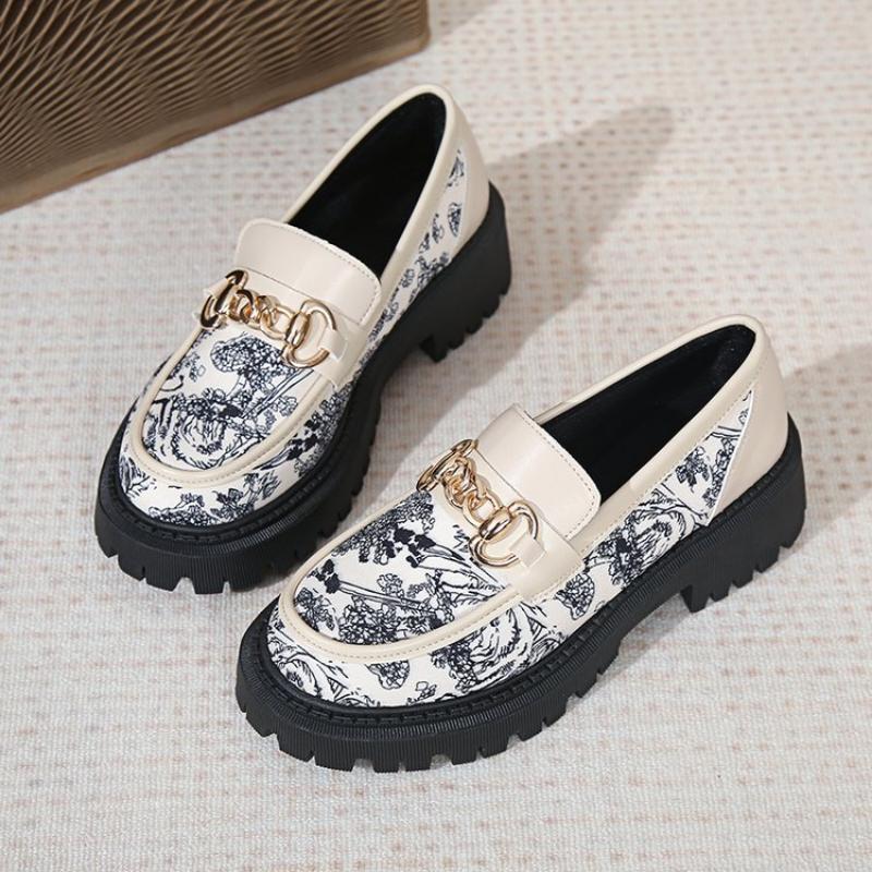 Mixed Color Embroidery Thick Sole Leather Loafers Genuine Leather All-Match Casual Shoes Round Toe Platform Mid Heel Women Pumps