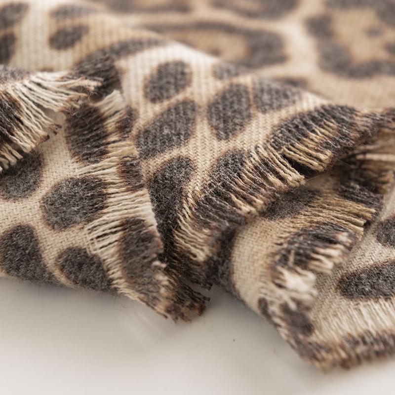 Autumn and Winter Ethnic Style Leopard Print Short Tassel Woven Imitation Cashmere Fleece Scarf Women's Warm Shawl Scarf Neck Scarf